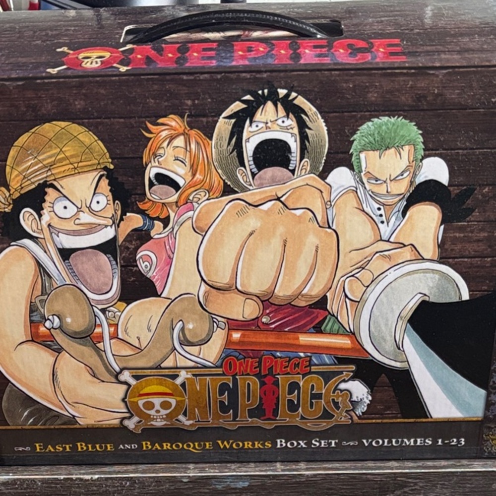 One Piece Box Set with Characters